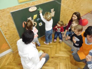 zdava hrana u jaslicama