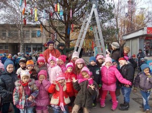 ukrašavanje jelke 1