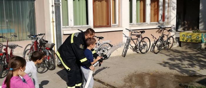 22709978_2139048112788192_138795337_n