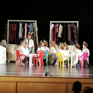 60210329_319401185654873_1057082517737177088_n