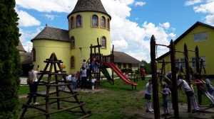 61636692_2295998057383383_860907923692322816_n