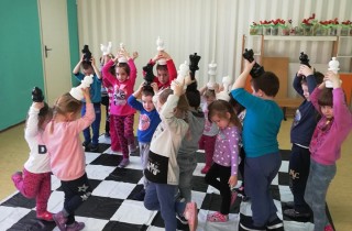 88104706_197664371492116_9145445138078629888_n